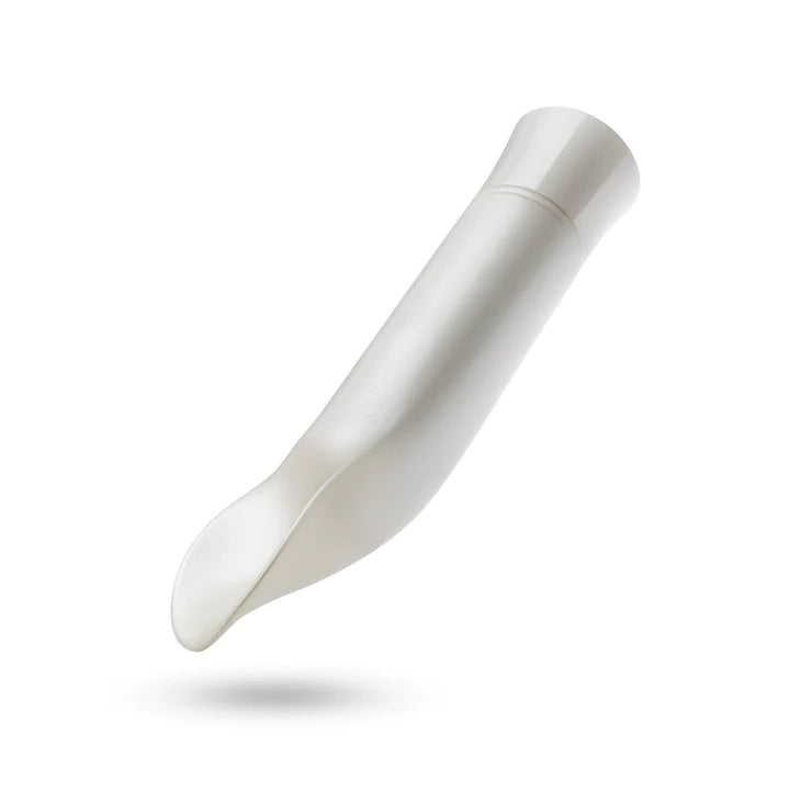 Oh My Gem Bold 5 Inch Warming Clitoral Vibrator in Diamond - Made with Smooth Ultrasilk® Puria™ Silicone